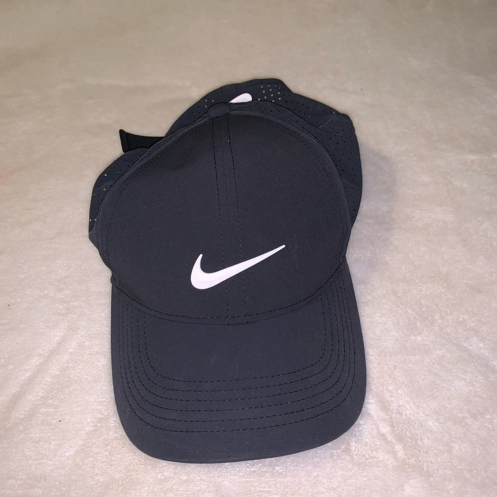 Woman’s Nike hat